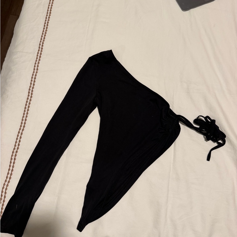 Edikted Black One-Shoulder Long Sleeve Bodysuit with Pink Logo Tag